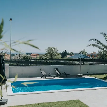 Casa vacanze Haus In Novigrad Mit Privatem Pool By Interhome *